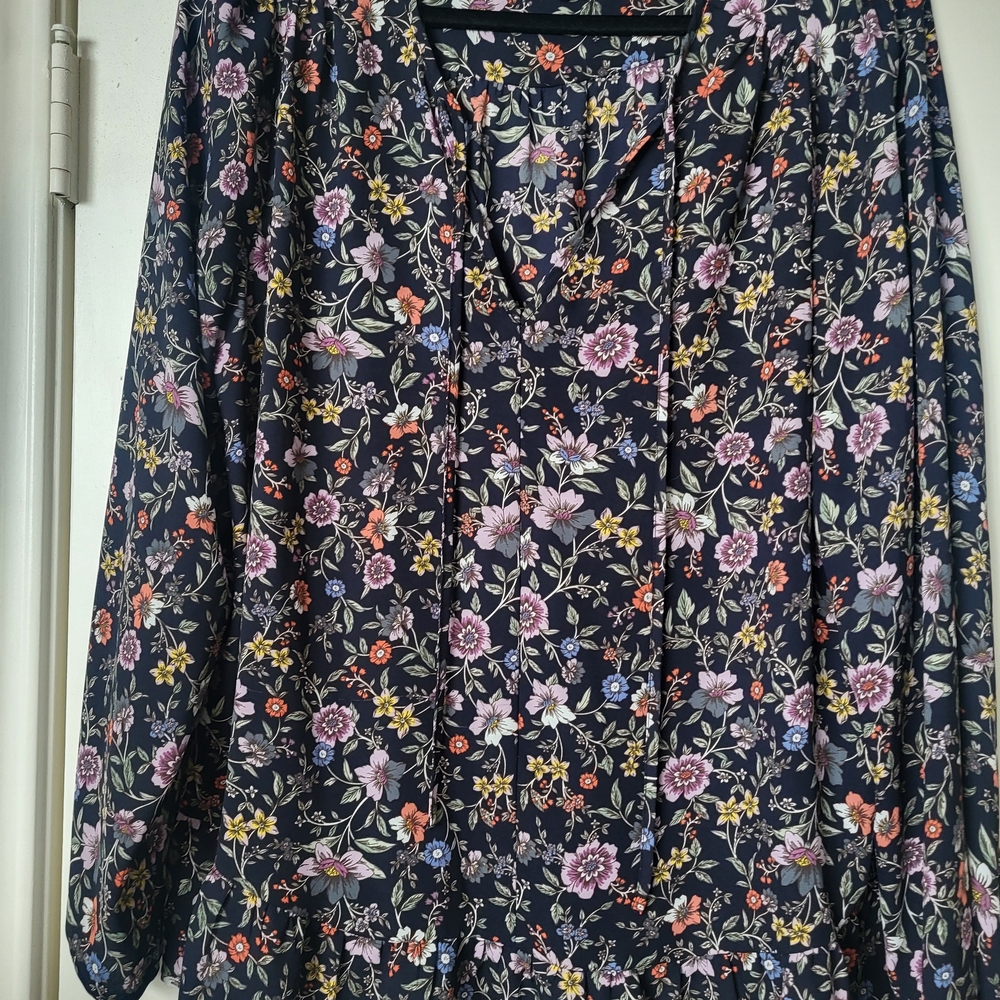 LOFT Navy Floral V-Neck Long Sleeve Tunic